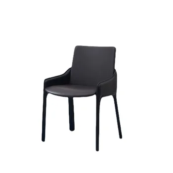 Hxl Итальянское минималистичное кожаное седло Обеденный стул со спинкой Стул Черное седло стул