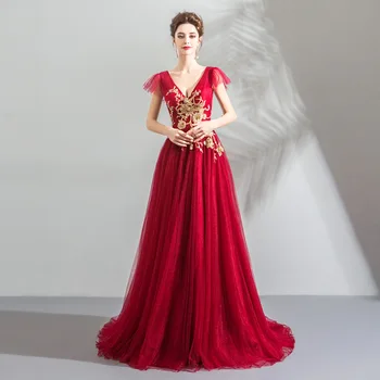 Вышивка золотым бисером, Красный V-образный вырез, Летящие рукава, Маленький хвост, Свадебное коктейльное вечернее платье, Легкое свадебное платье, вечернее платье