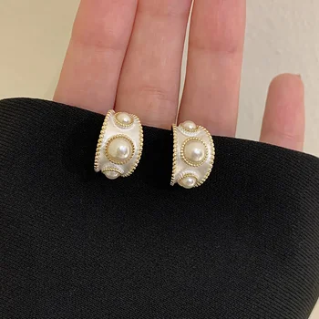 Модный французский жемчужный гвоздь из серебра 925 пробы с нерегулярным покрытием для ушей для женщин, эстетичный пирсинг ушей, роскошные ювелирные серьги-гвоздики