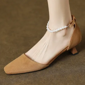 Элегантная женская обувь на низком каблуке из натуральной замши, расшитый бисером каблук котенка, ремешок на щиколотке, босоножки с квадратным носком, туфли для платья на низком каблуке